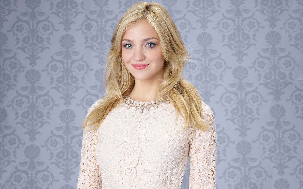 Abby Elliott Wallpapers