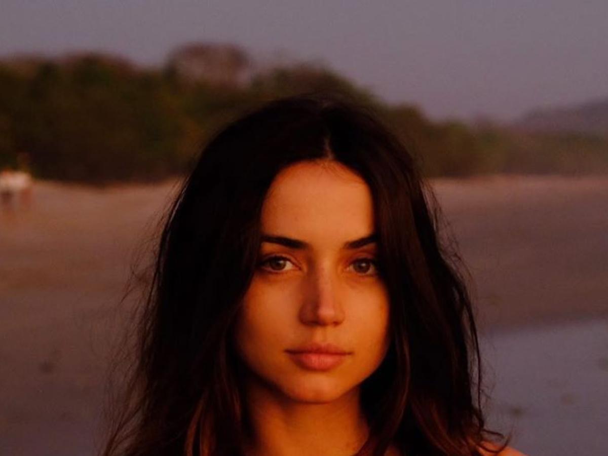 Actress Ana de Armas 2020 Wallpapers