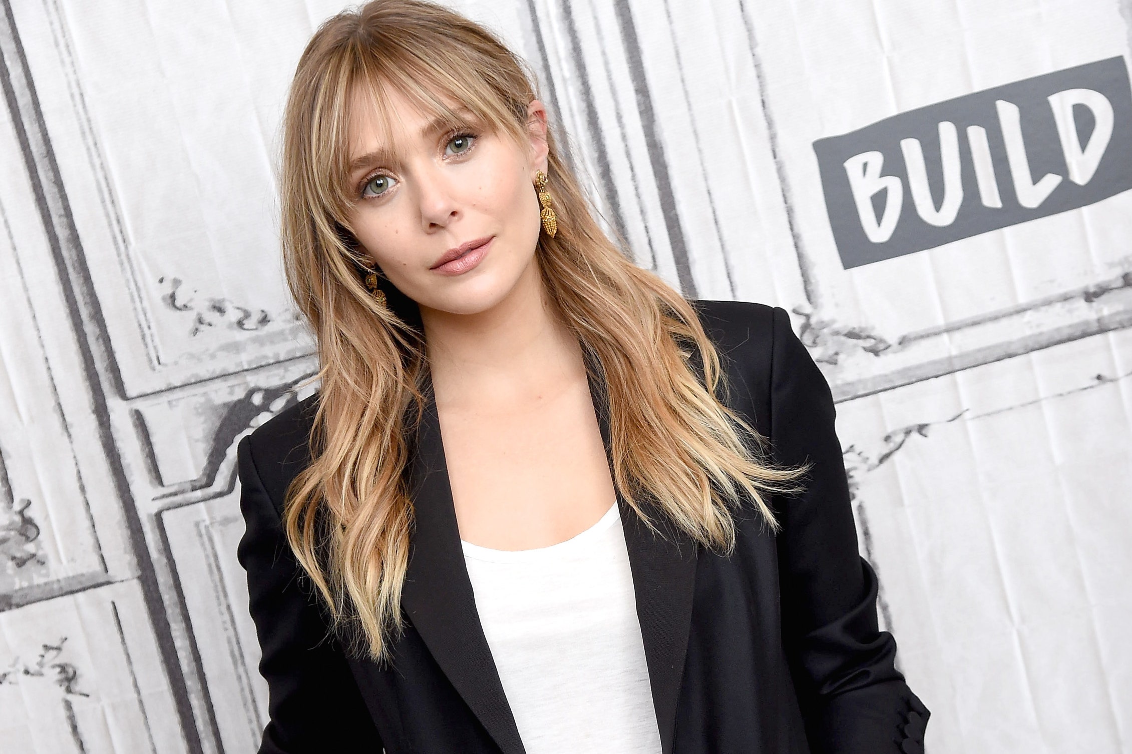 Actress Elizabeth Olsen 2021 Wallpapers