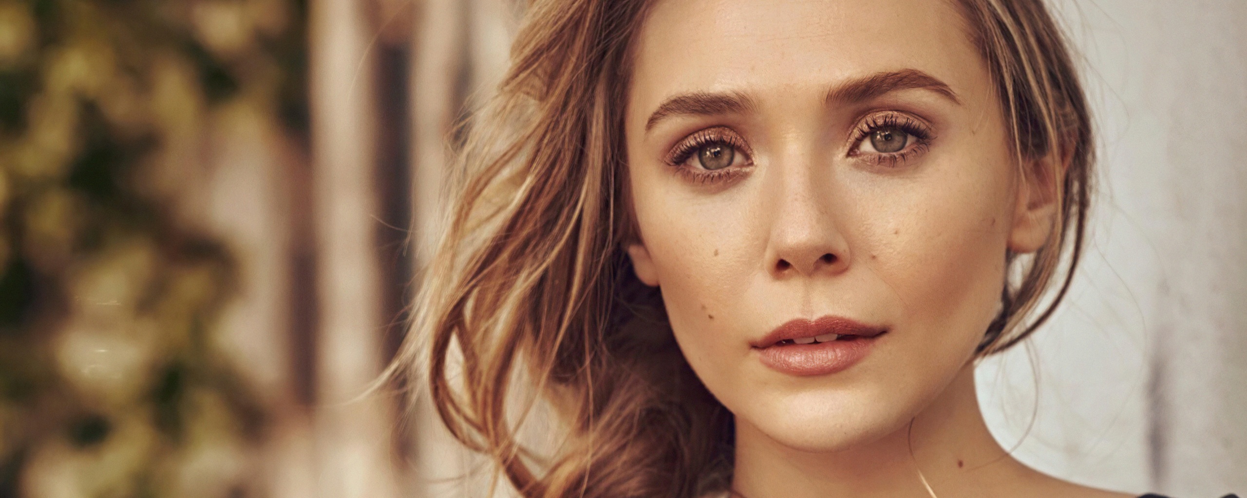 Actress Elizabeth Olsen 2021 Wallpapers