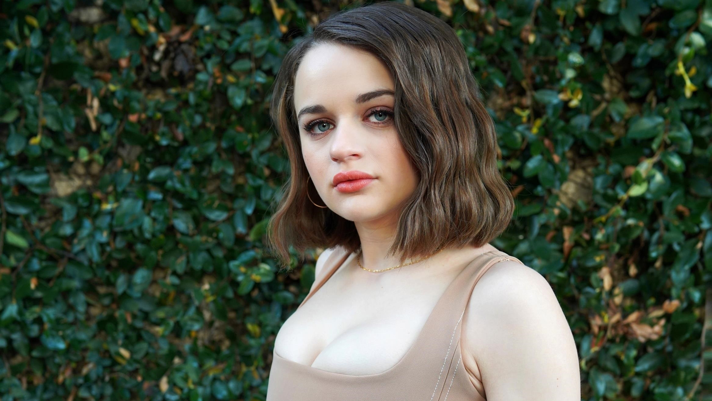 Actress Joey King 2020 Photoshoot Wallpapers