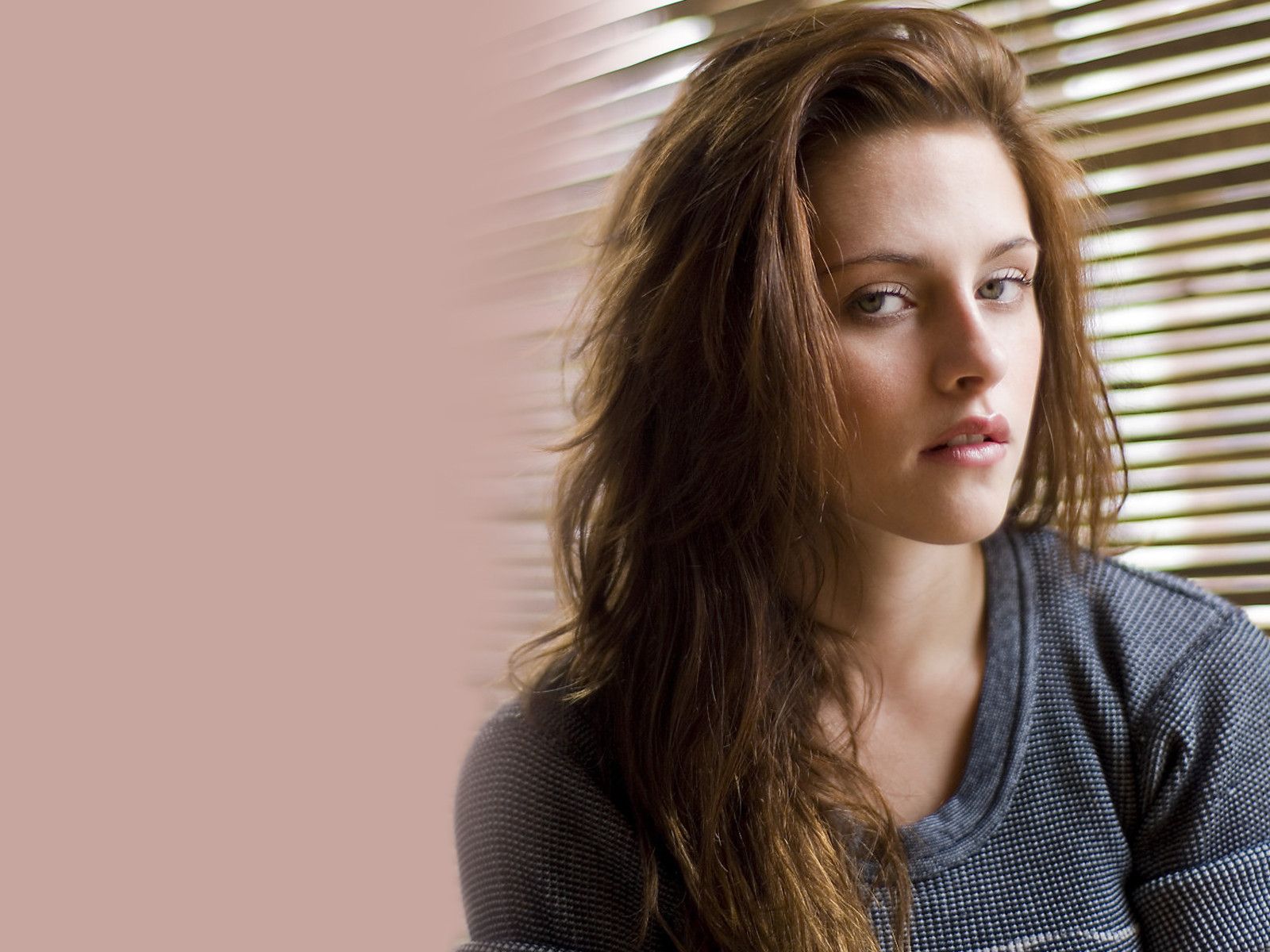 Actress Kristen Stewart 2020 Wallpapers