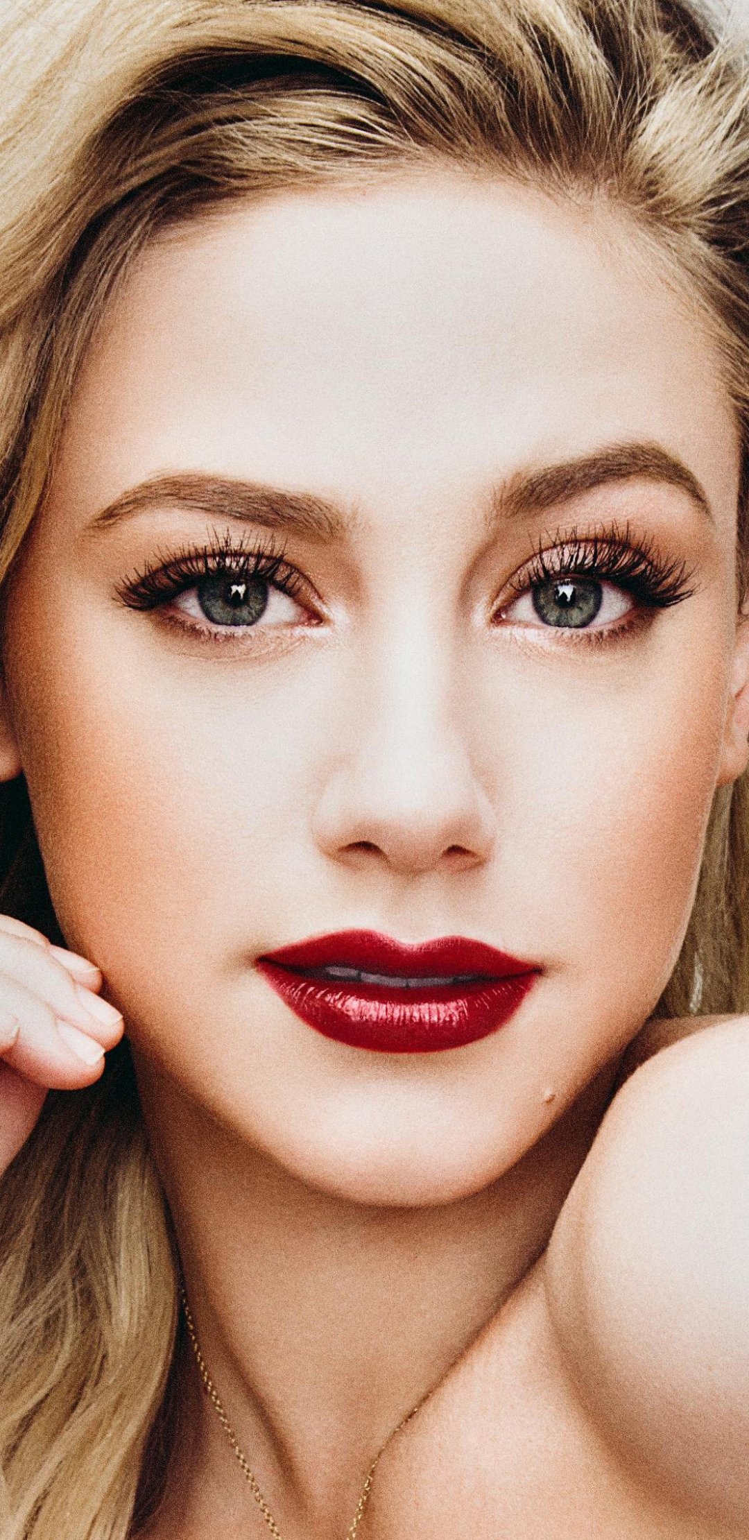 Actress Lili Reinhart 2021 Wallpapers