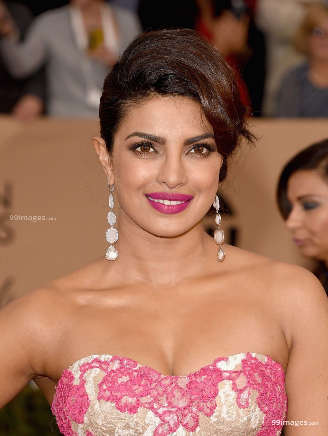 Actress Priyanka Chopra 2020 Wallpapers