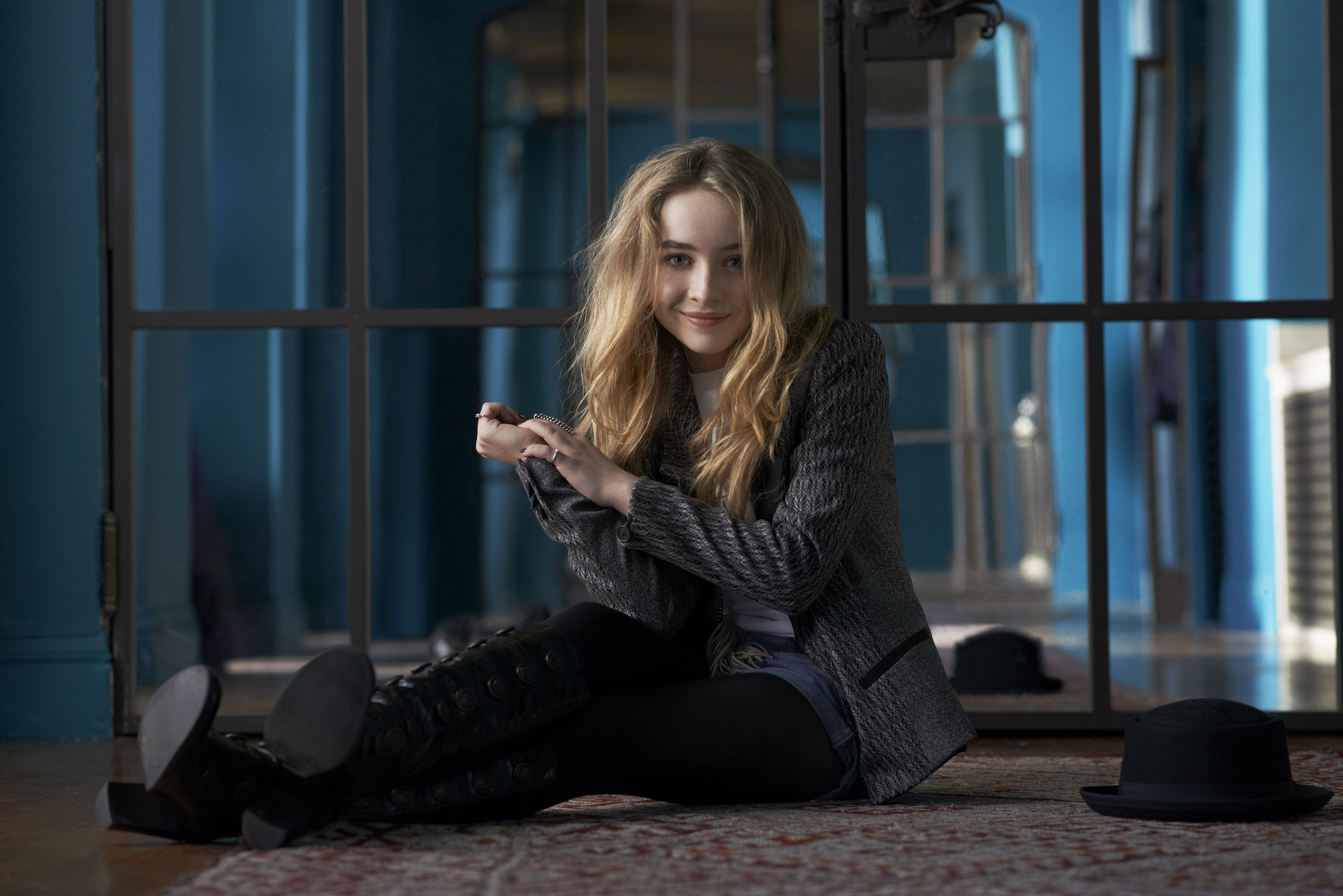 Actress Sabrina Carpenter 2020 Wallpapers