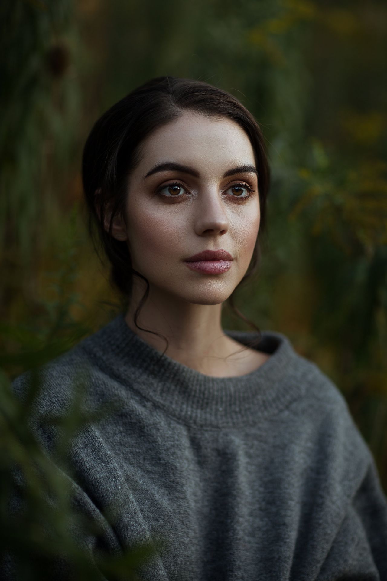 Adelaide Kane Wallpapers