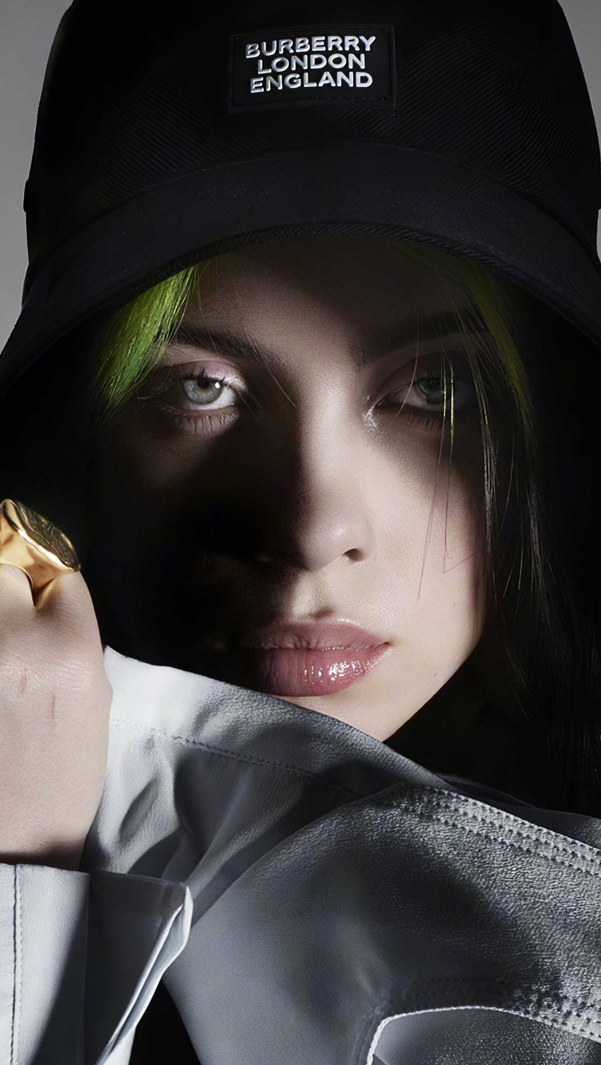 Aesthetic Billie Eilish Pictures Wallpapers