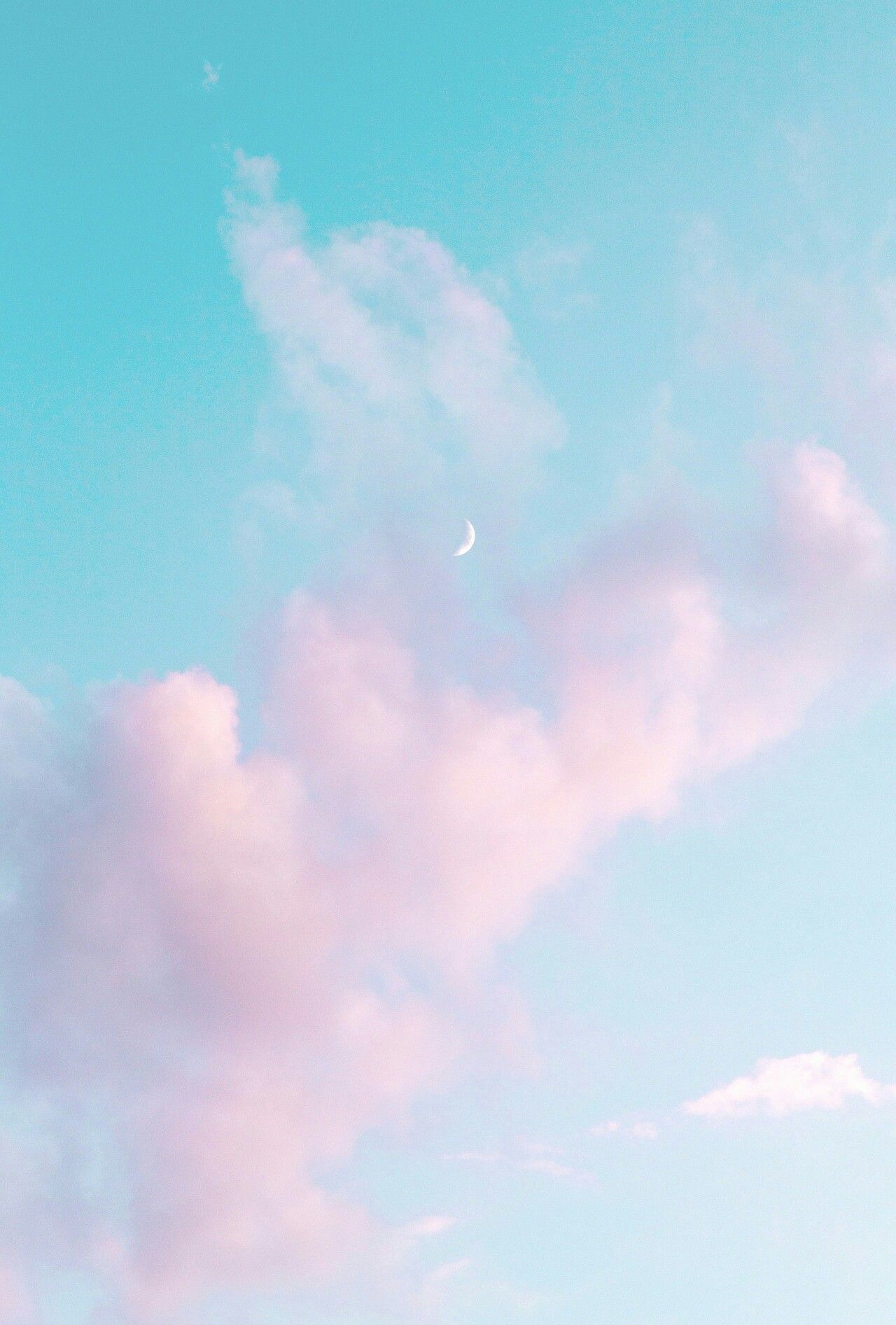 Aesthetic Blue Clouds Wallpapers