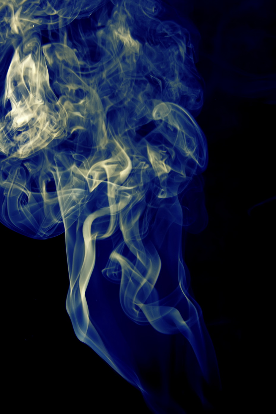 Aesthetic Blue Smoke Wallpapers