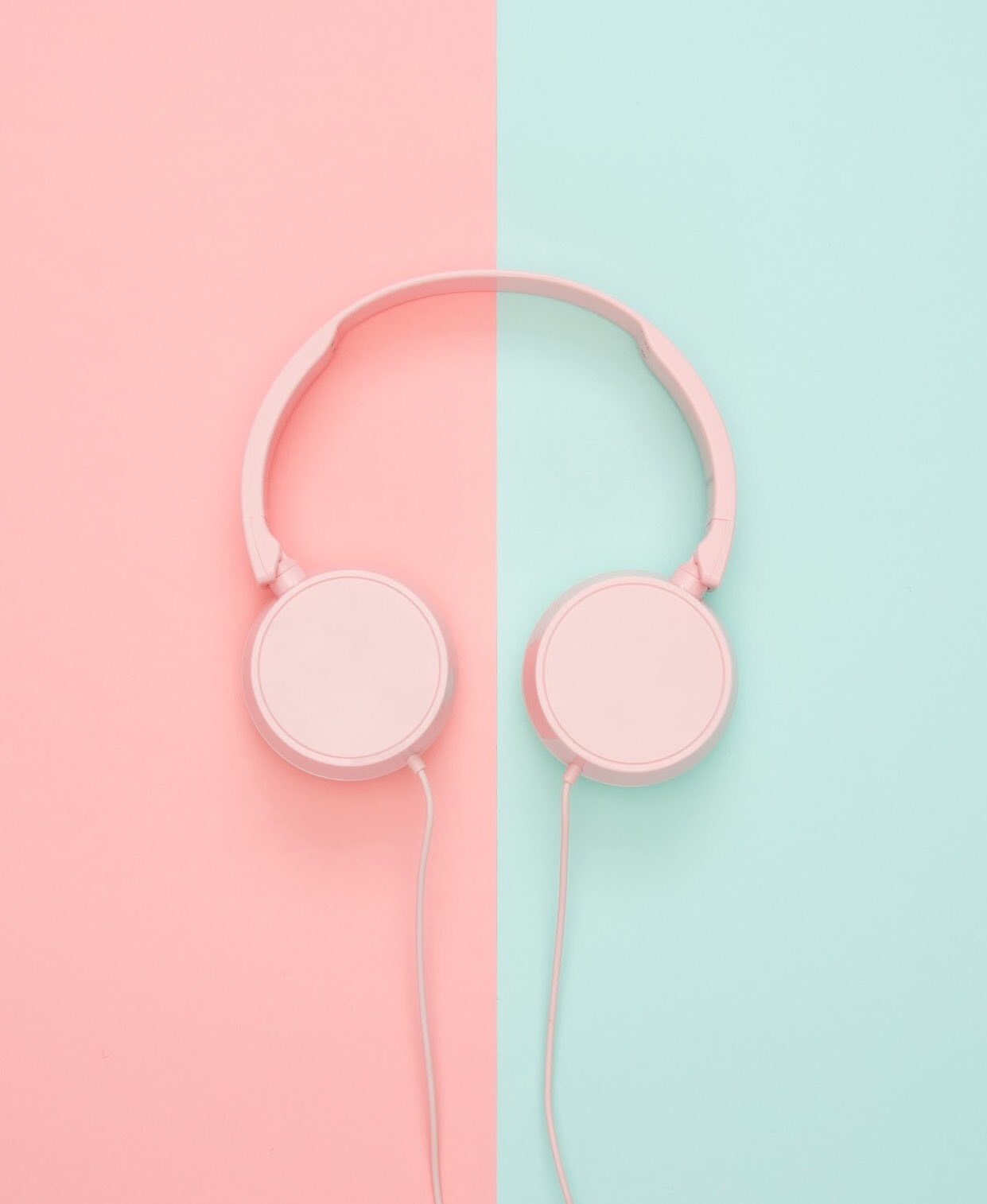 Aesthetic Headphones Wallpapers