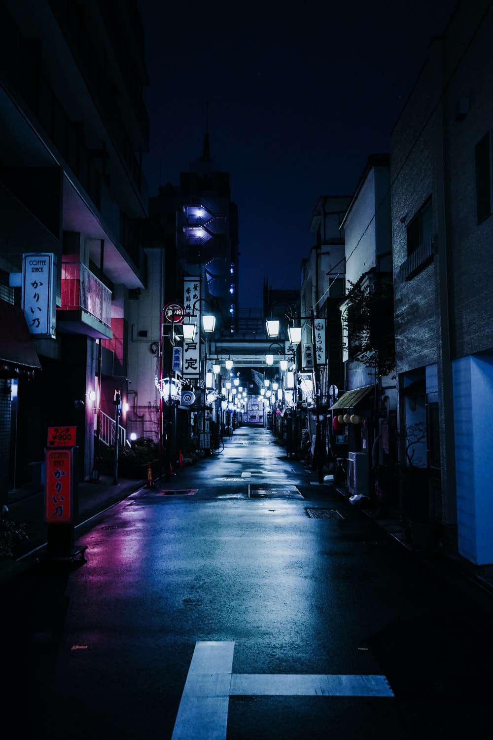 Aesthetic Japan Nightlife Wallpapers