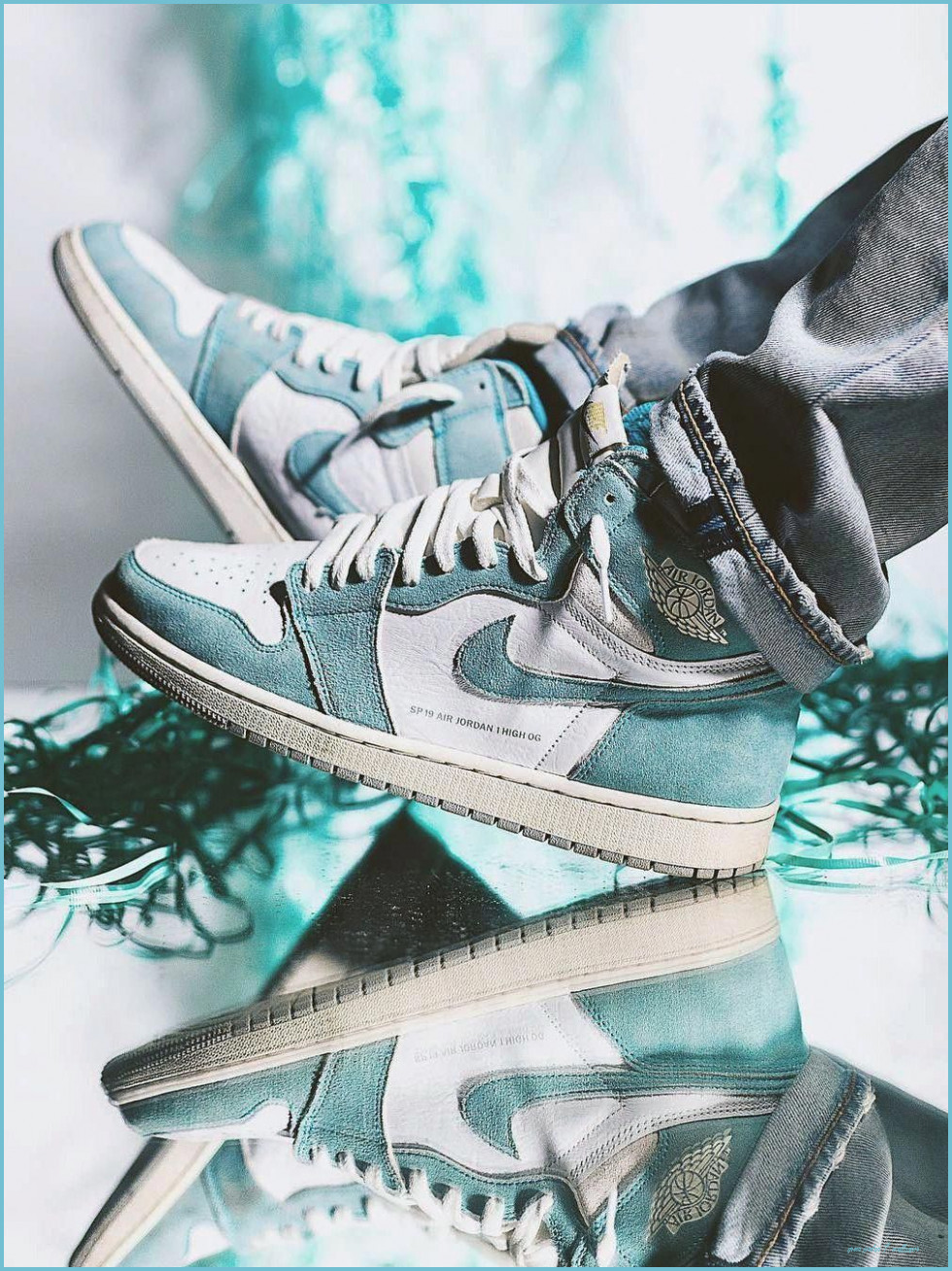 Aesthetic Jordan 1 Wallpapers