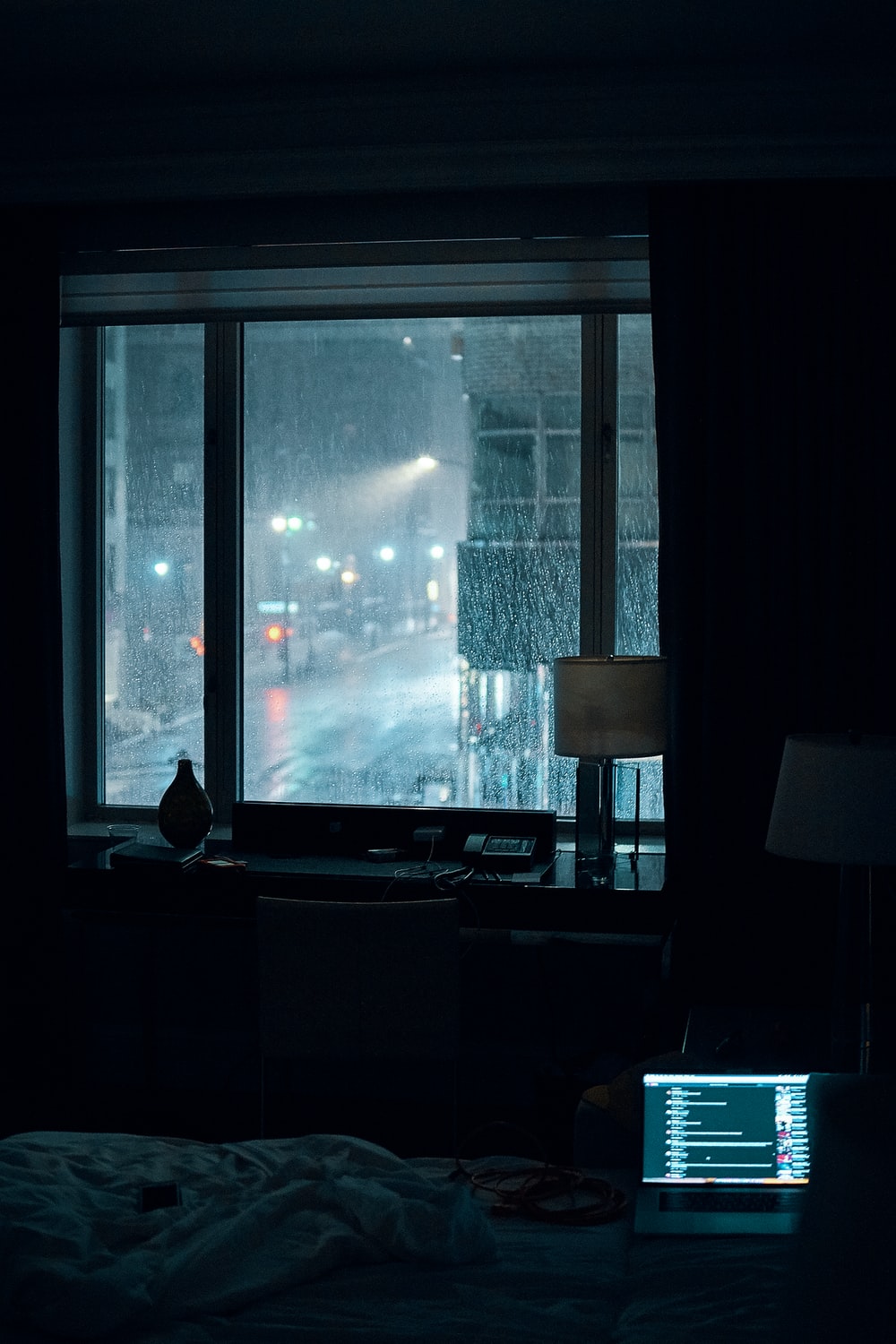 Aesthetic Rain Night Wallpapers