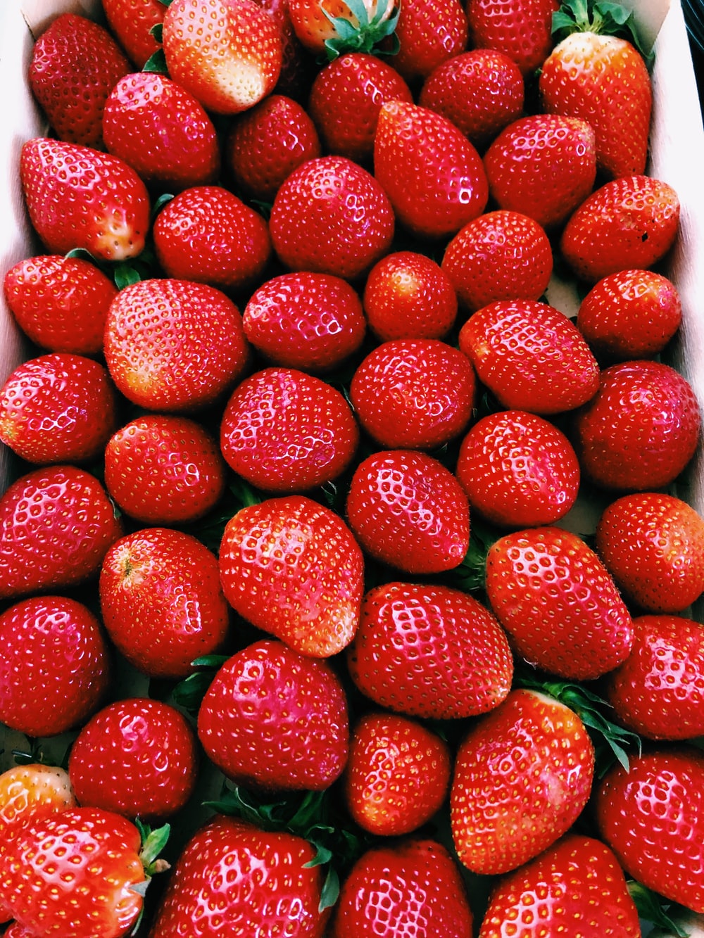 Aesthetic Strawberries Wallpapers