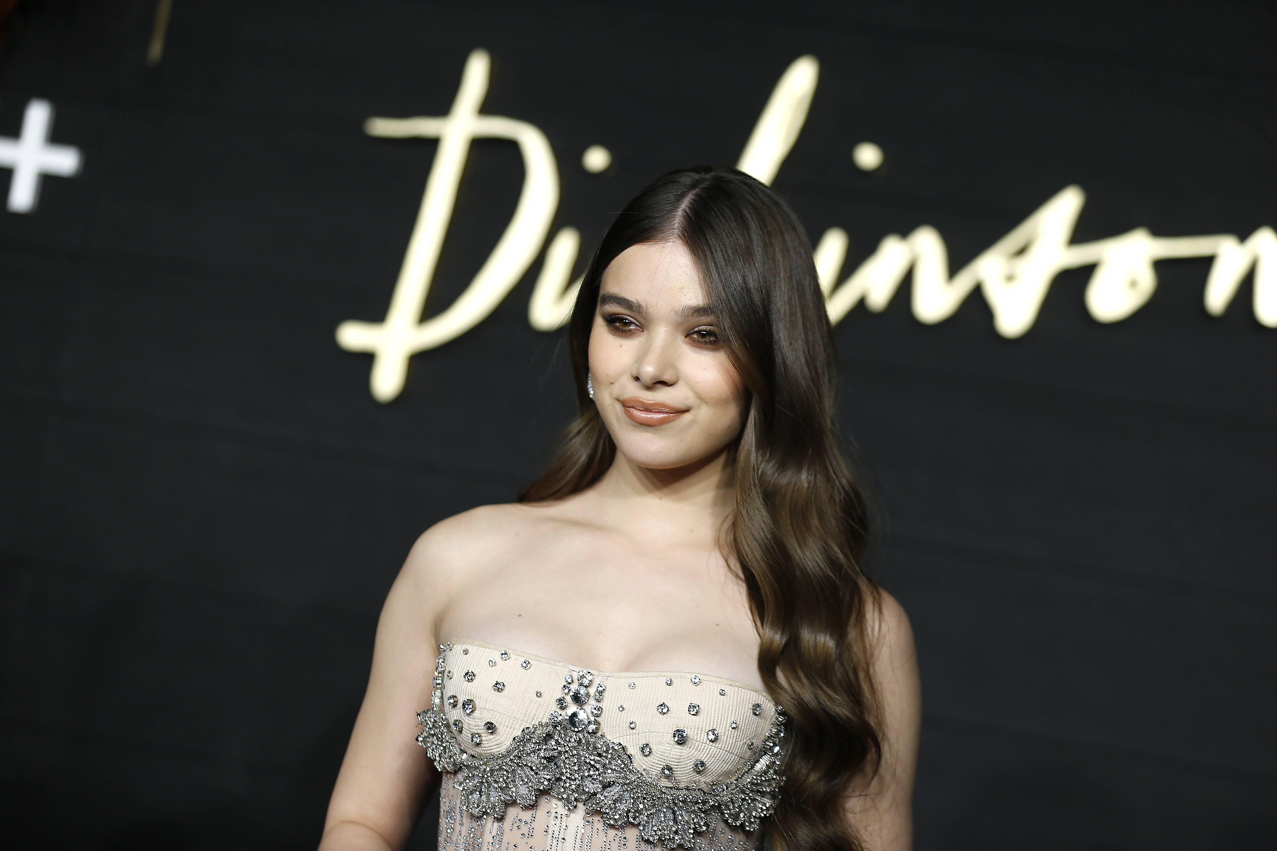 Hailee steinfeld tattoos