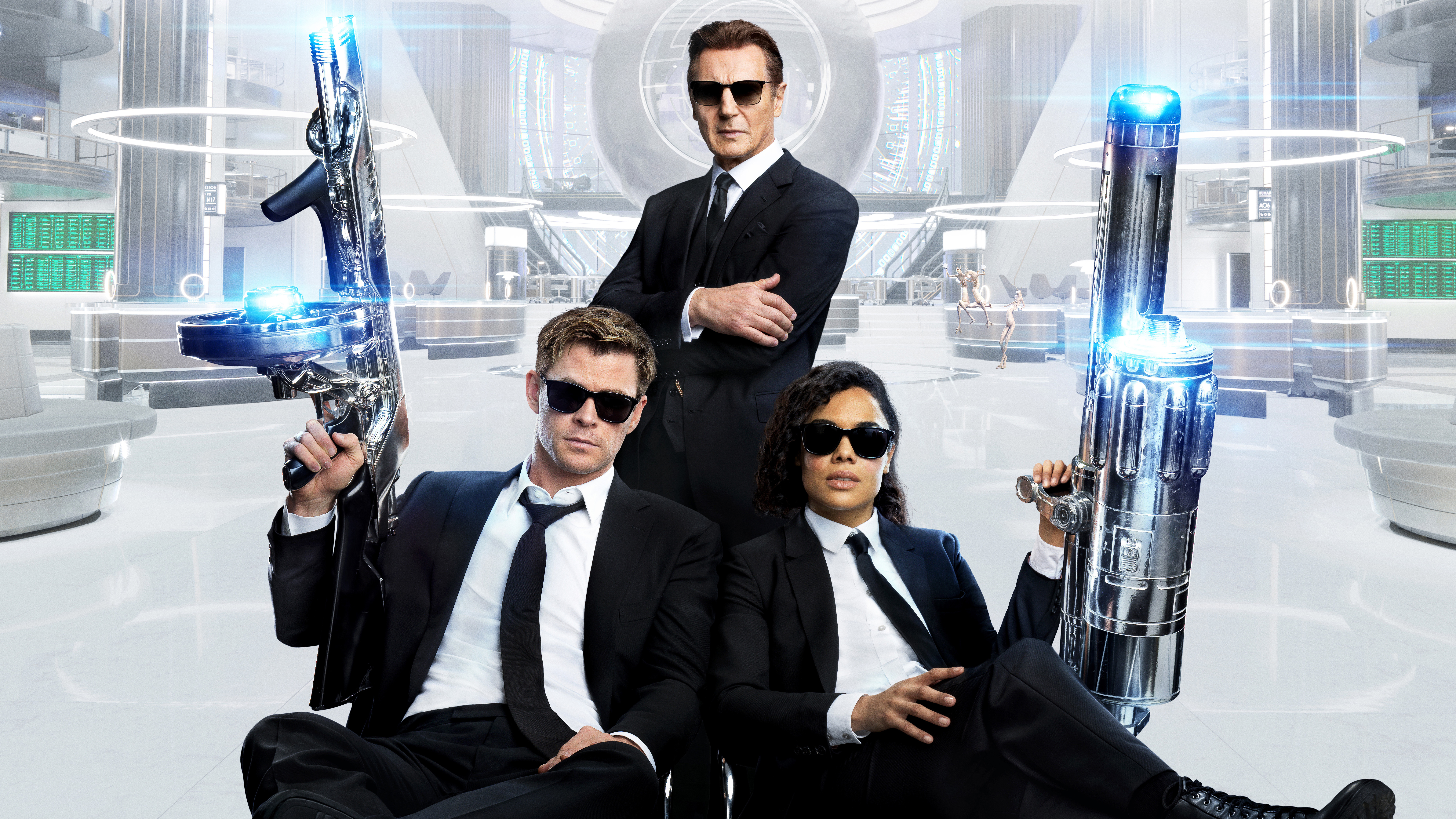 Agent H &Amp; Agent M In Men In Black International Wallpapers