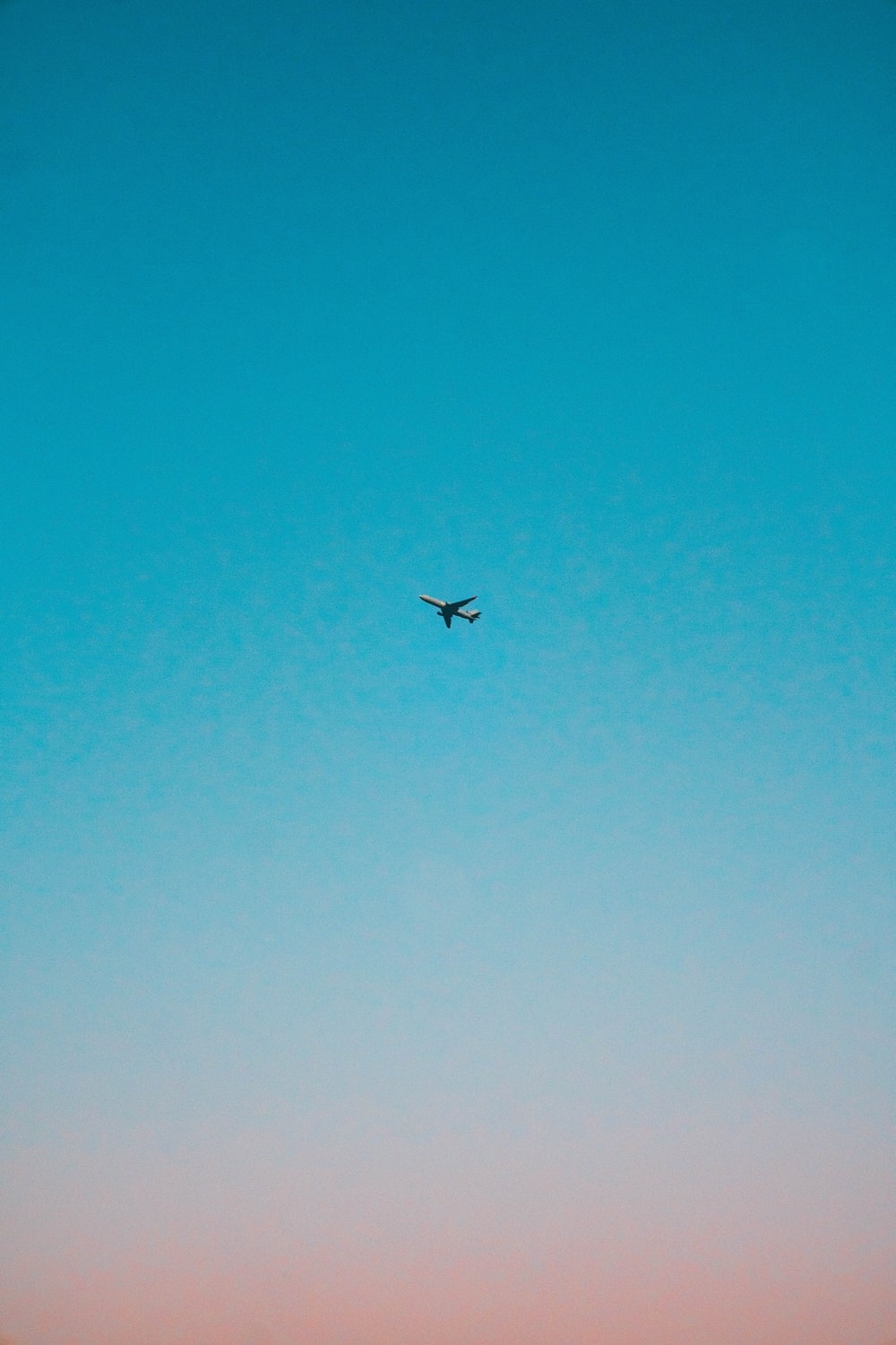 Airplane Minimal Gradient Wallpapers