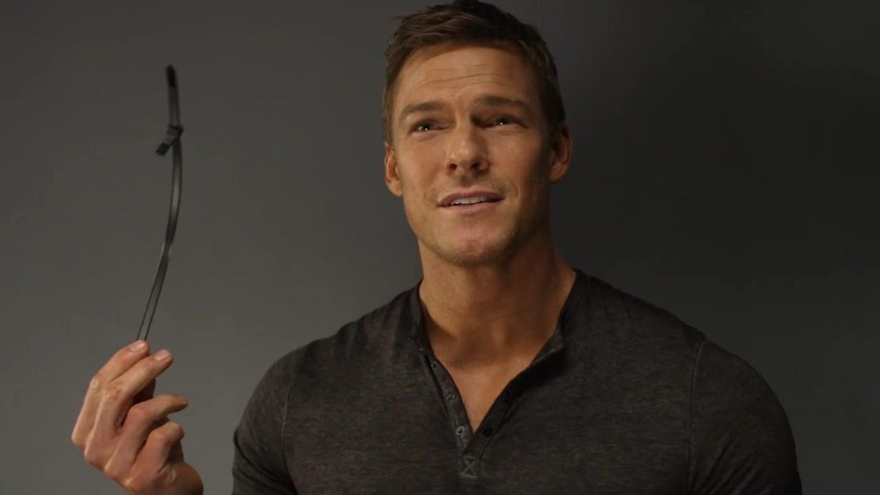 Alan Ritchson As Jack Reacher Hd Wallpapers