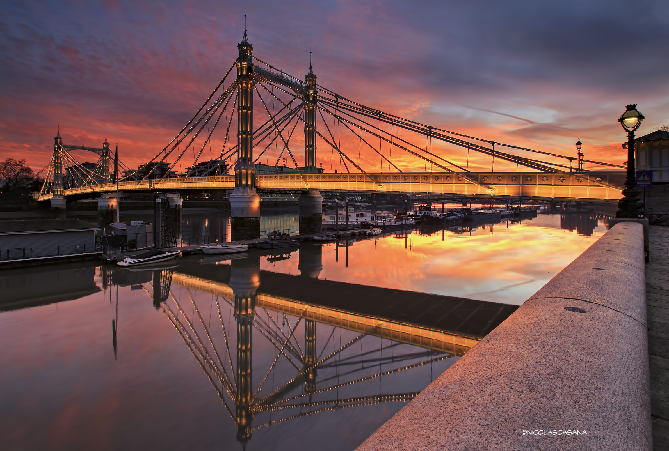 Albert Bridge Wallpapers