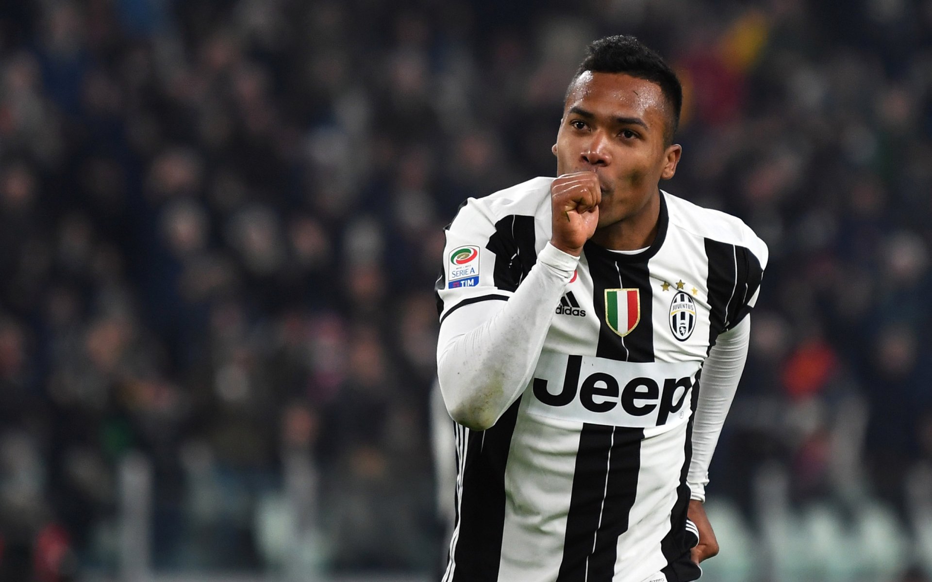 Alex Sandro Wallpapers