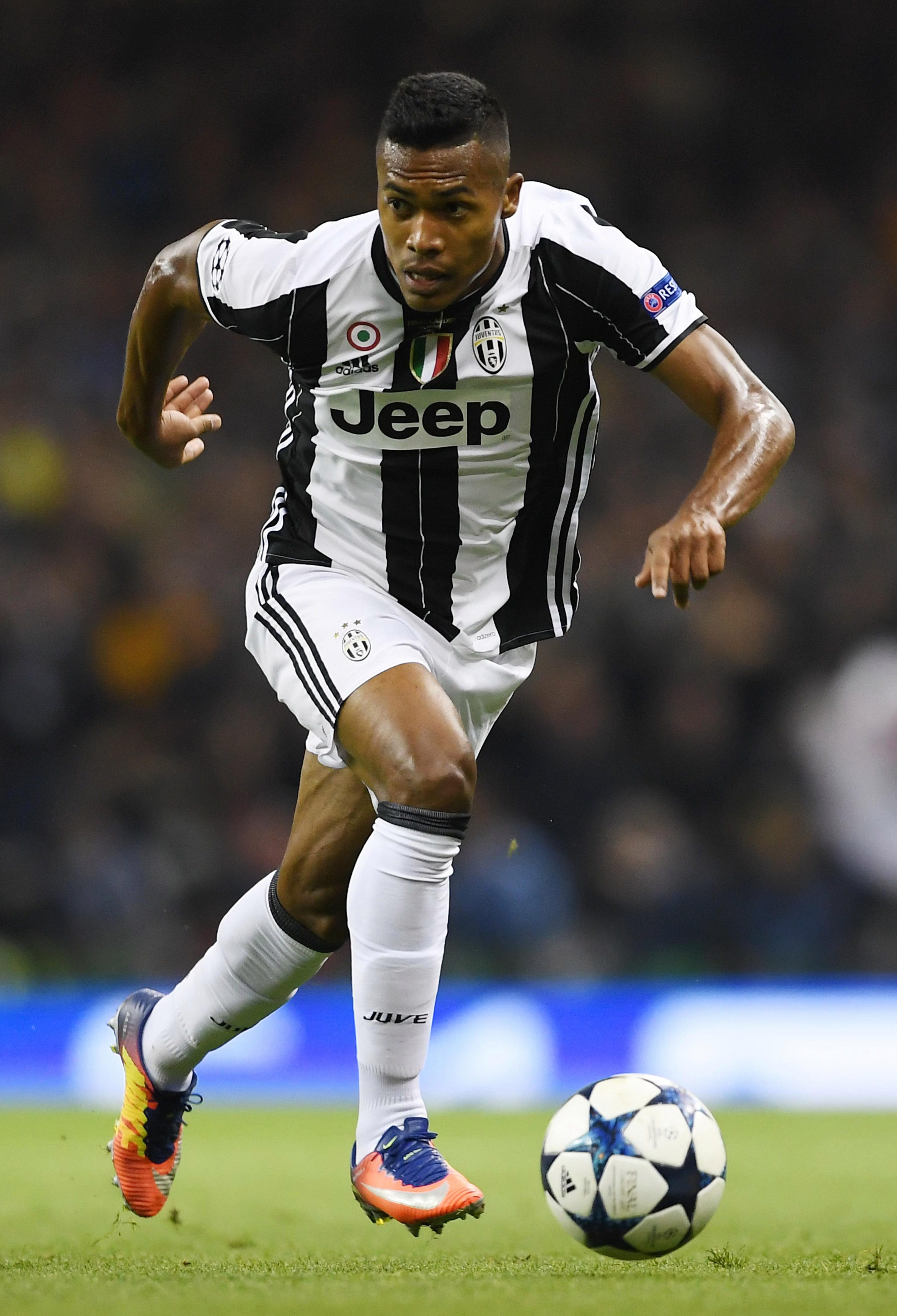 Alex Sandro Wallpapers