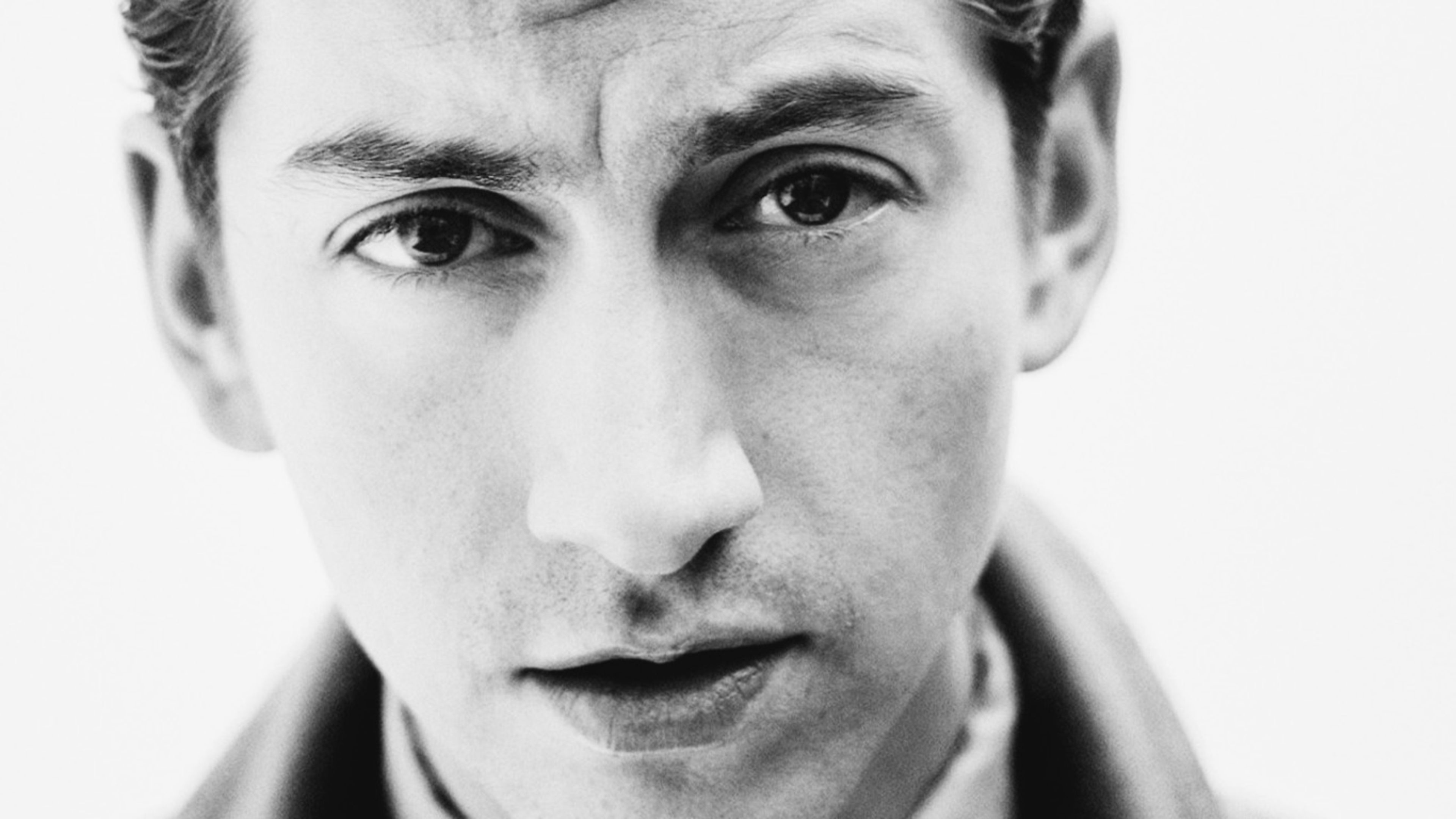 Алекс тернер. Алекс Тернер Арктик манкис. Alex Turner 2011. Arctic Monkeys солист.