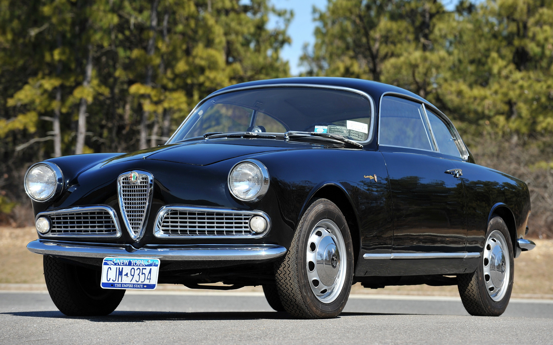 Alfa Romeo 1300 Sprint Wallpapers