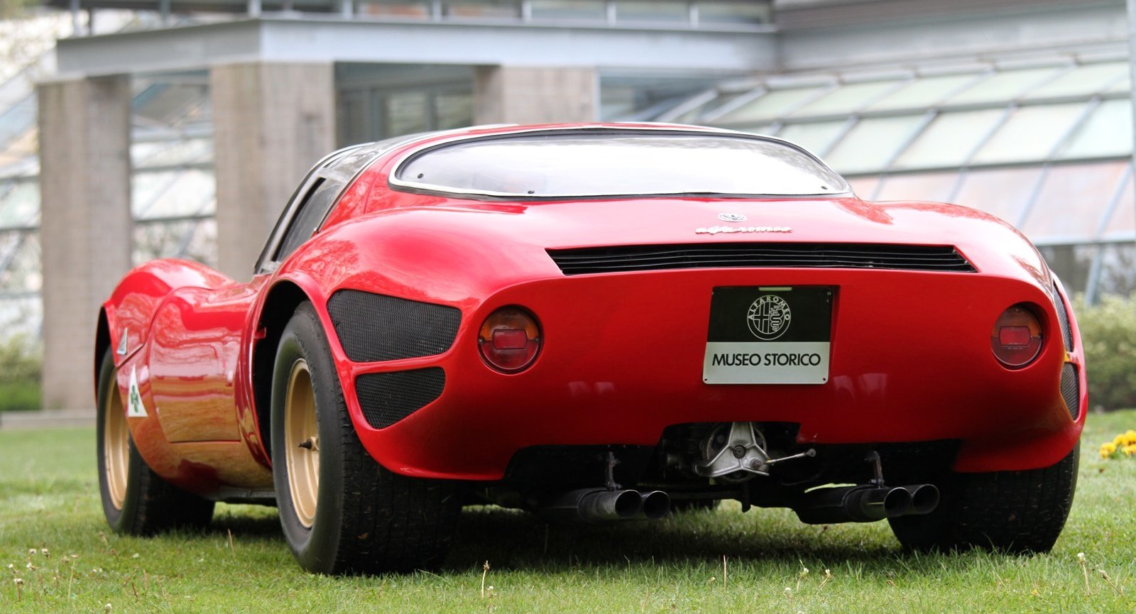 Alfa Romeo 33 Stradale Wallpapers