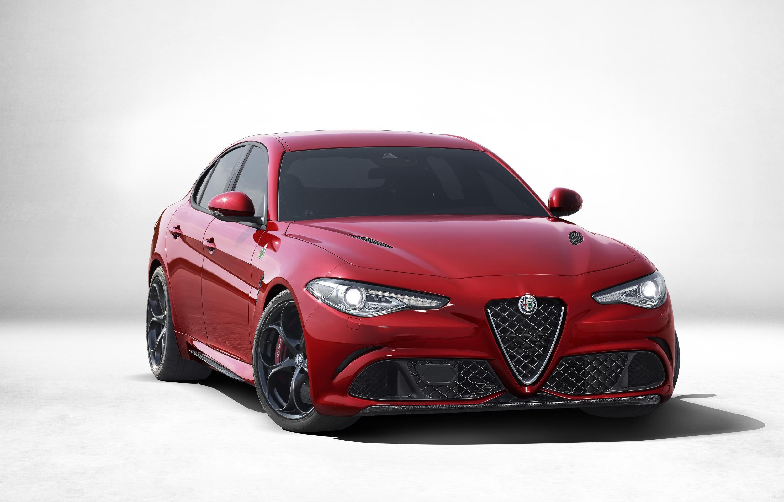 Alfa Romeo 5 Series Rival Wallpapers