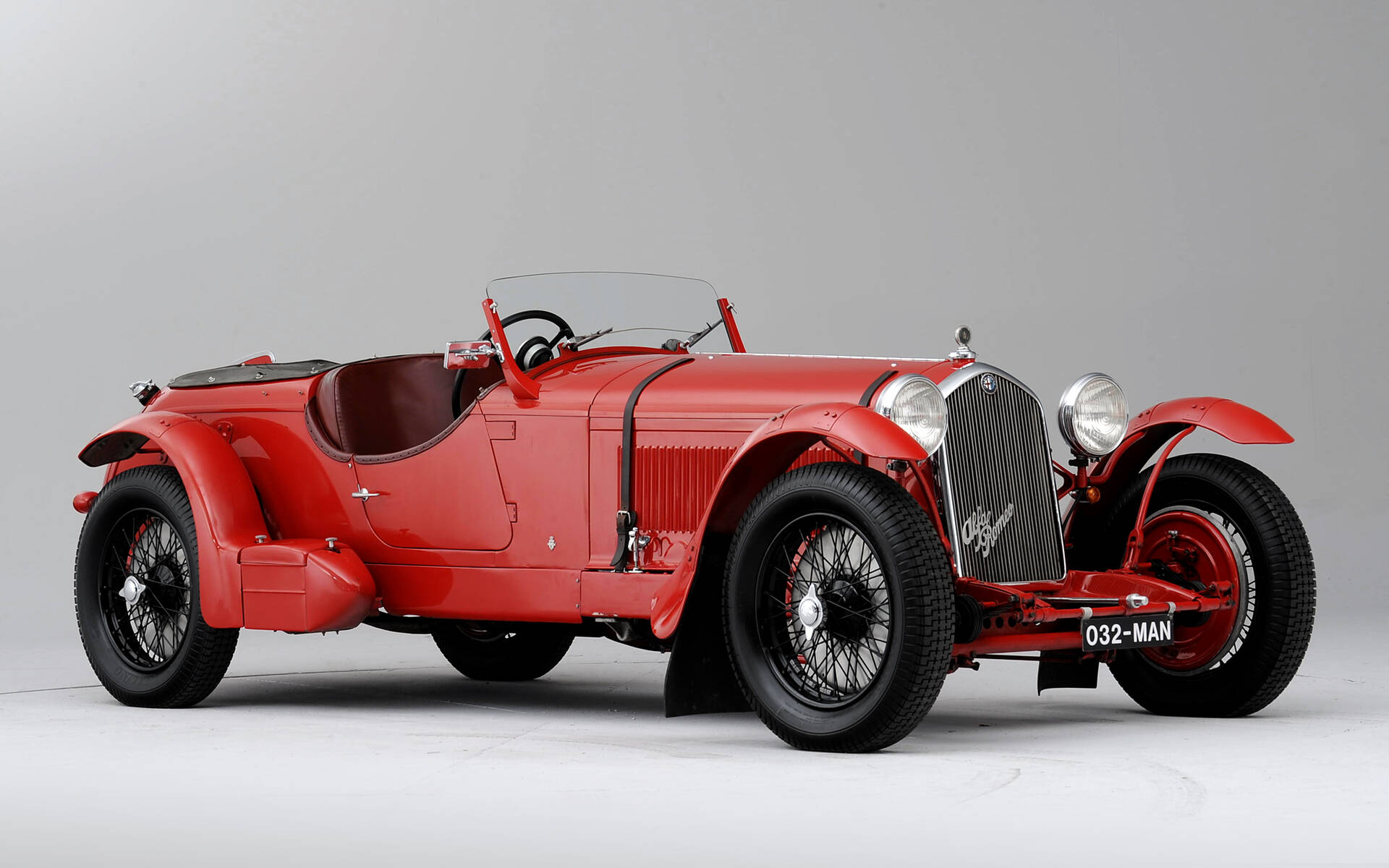 Alfa Romeo 8C 2300 Wallpapers