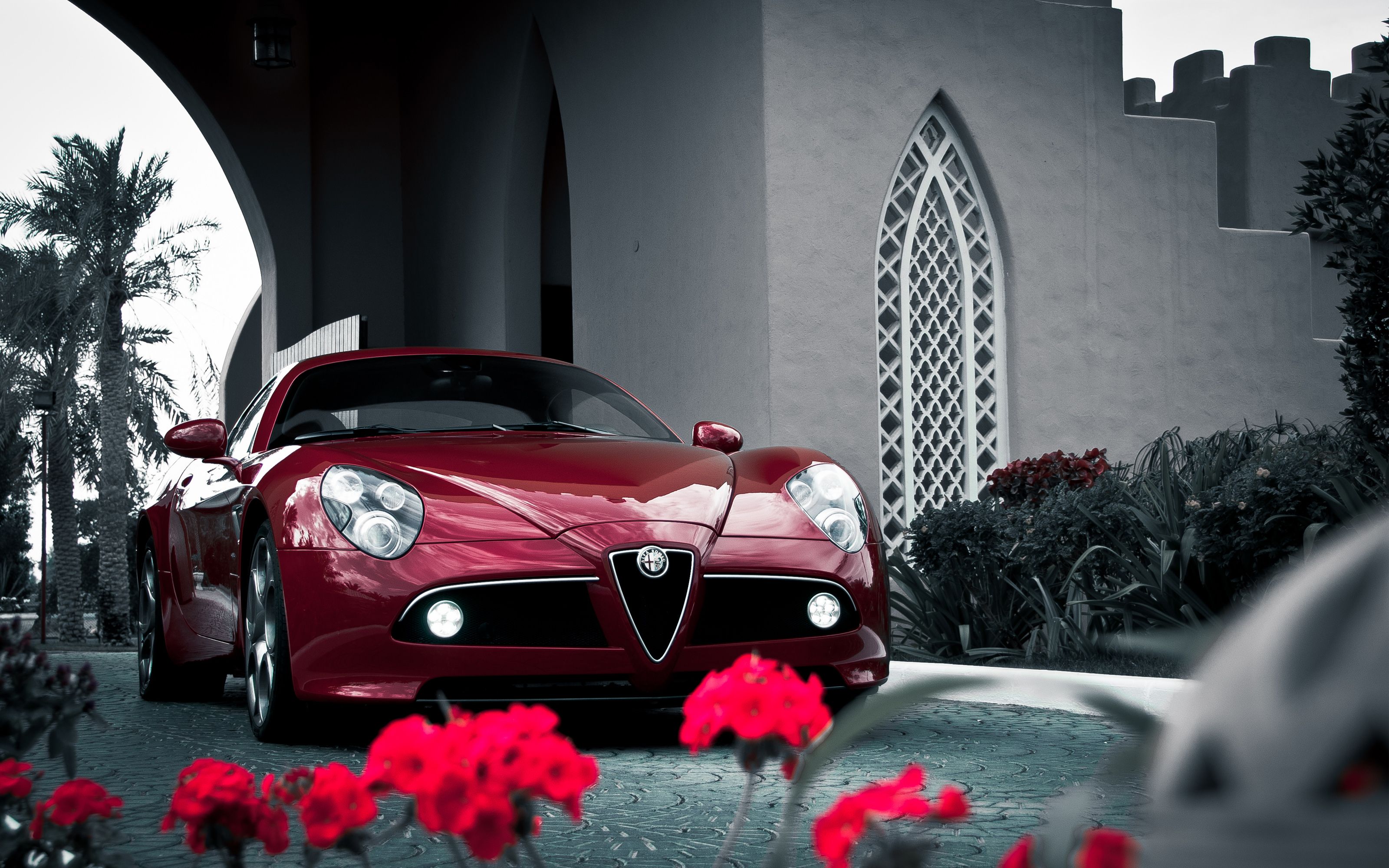 Alfa Romeo 8C Spider Wallpapers