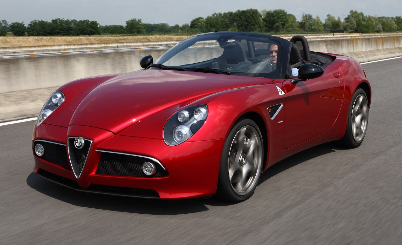 Alfa Romeo 8C Spider Wallpapers