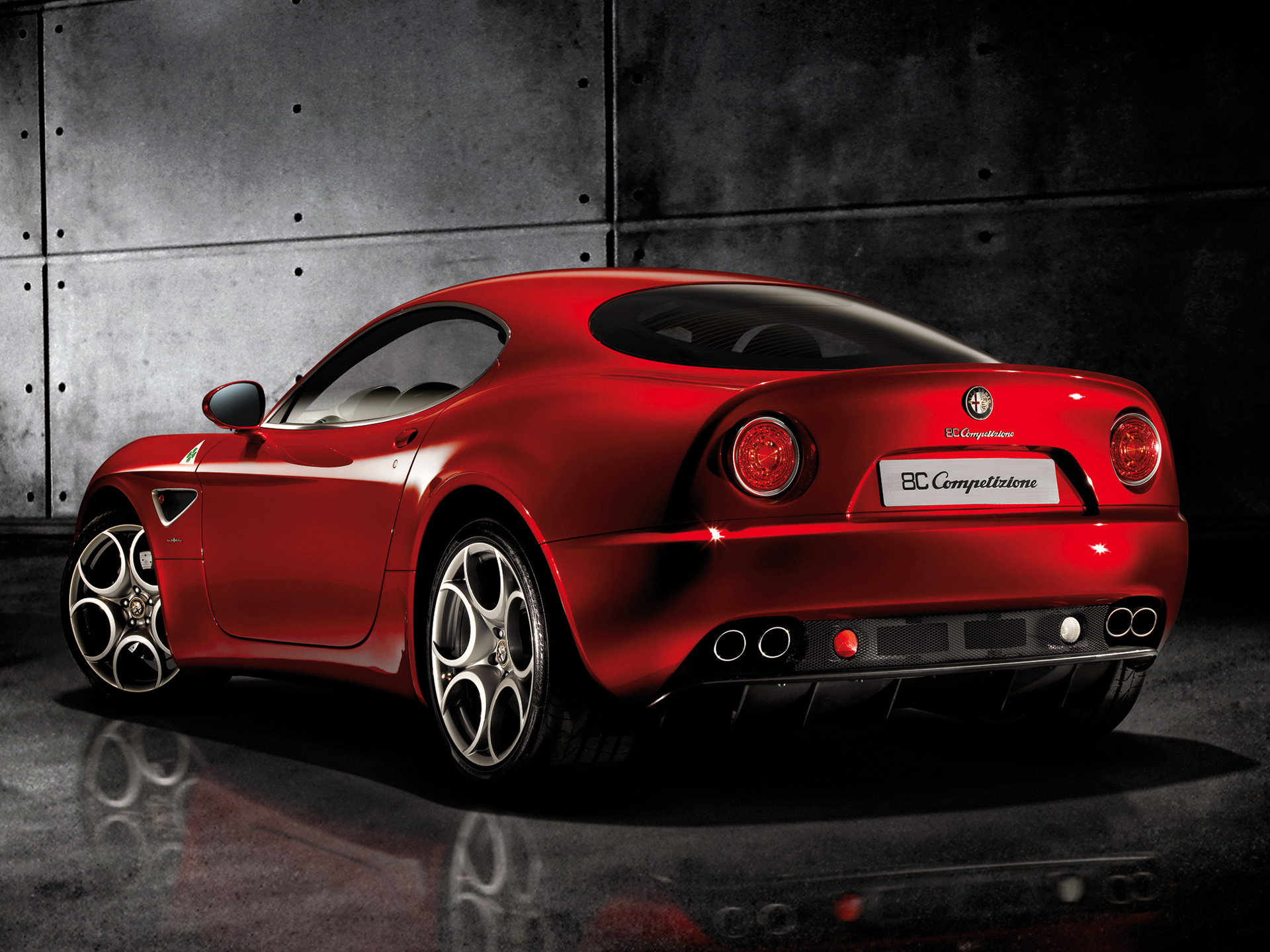 Alfa Romeo 8C Wallpapers