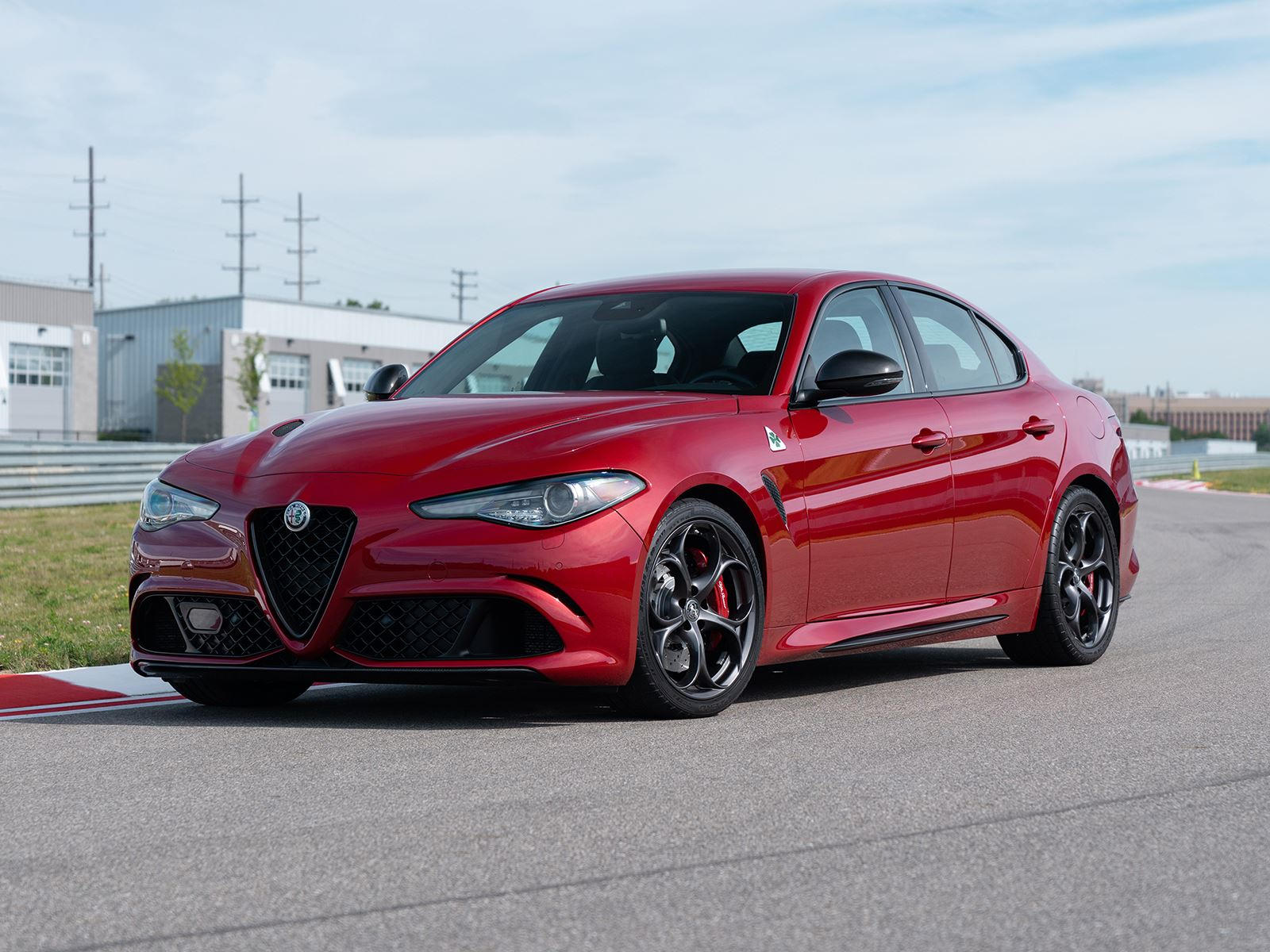 Alfa Romeo Giulia Sport Wallpapers