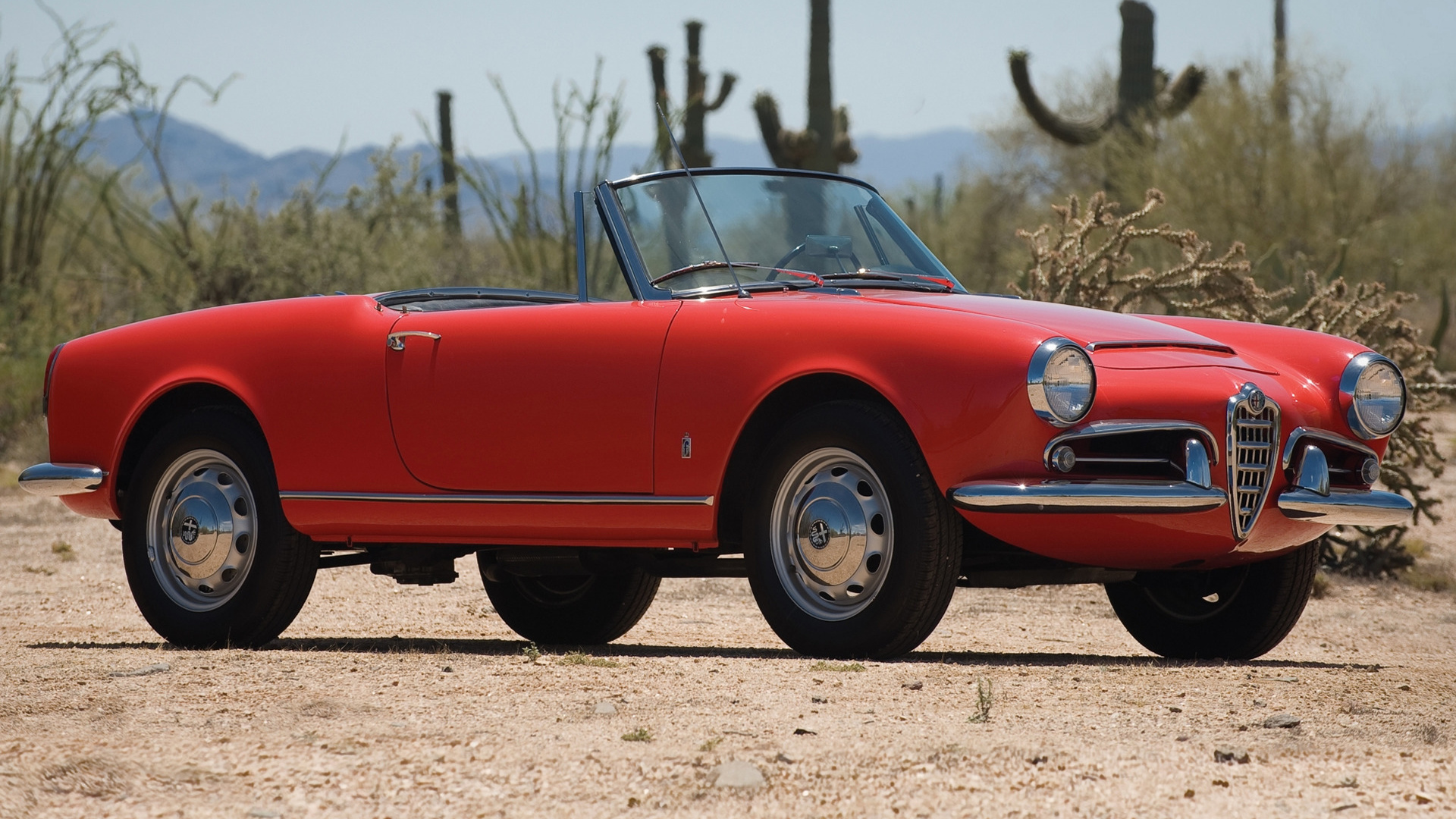 Alfa Romeo Giulietta Spider Wallpapers