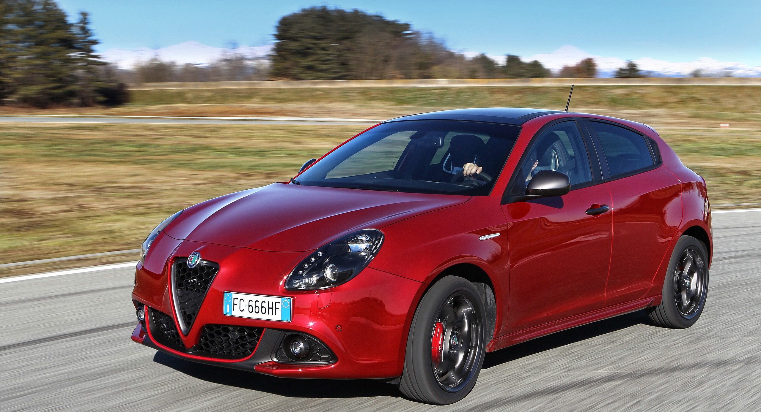 Alfa Romeo Giulietta Sprint Veloce Confortevole Wallpapers