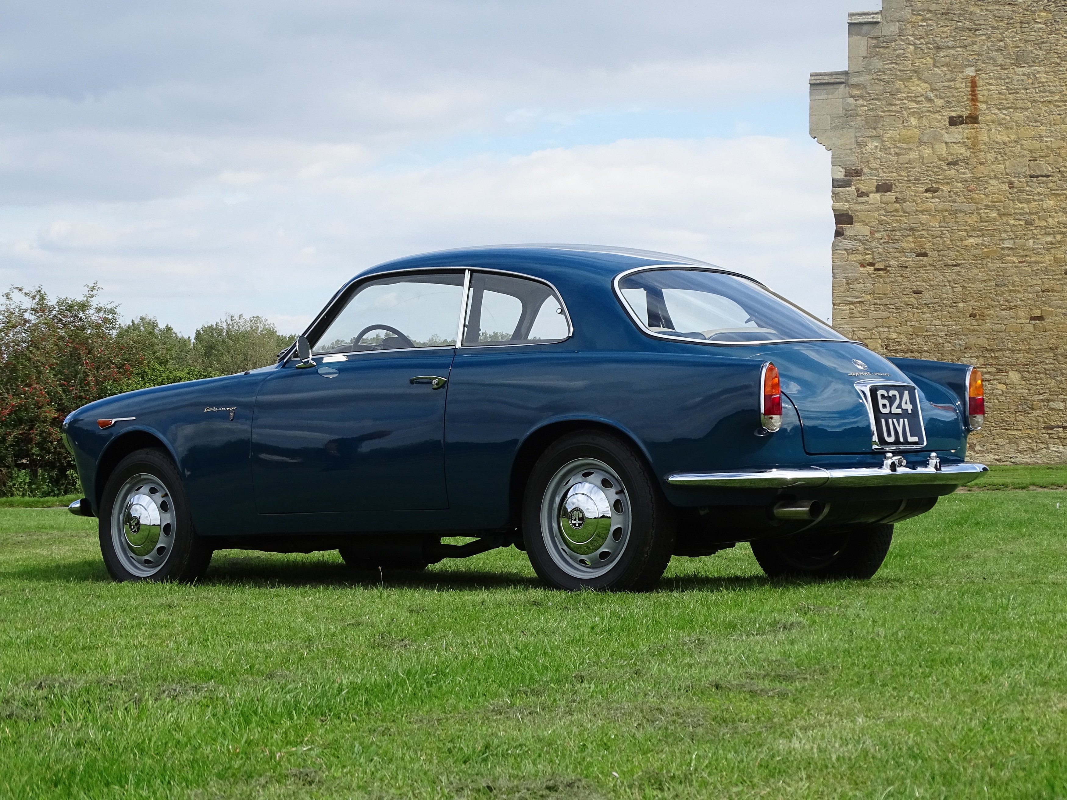 Alfa Romeo Giulietta Sprint Veloce Confortevole Wallpapers