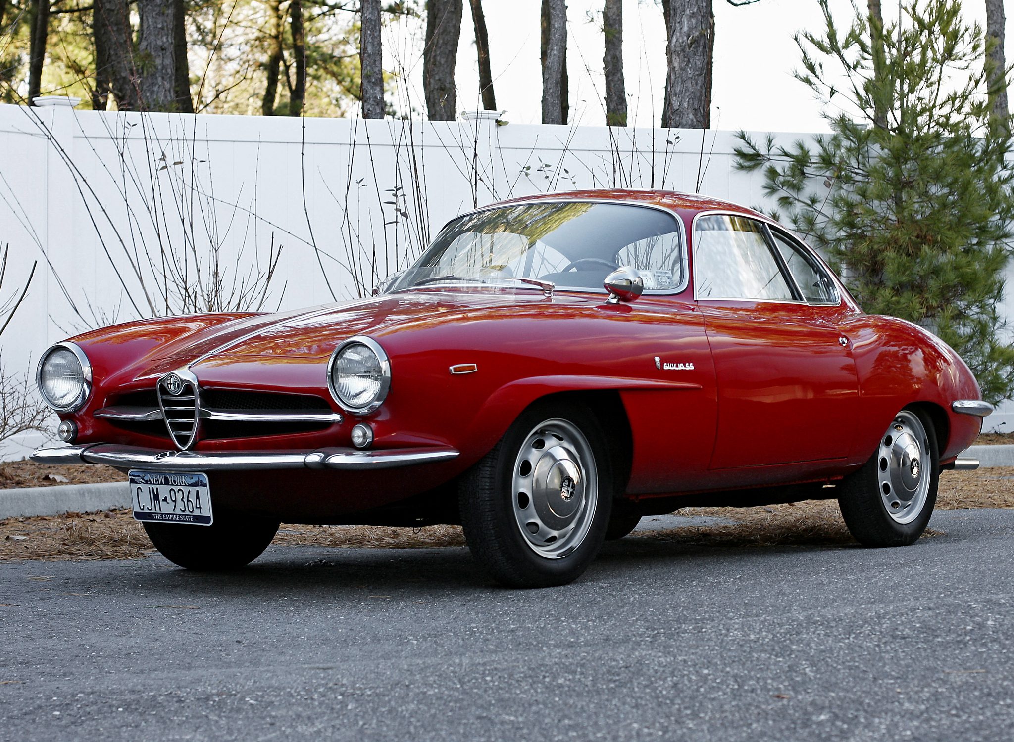 Alfa Romeo Giulietta Sprint Wallpapers