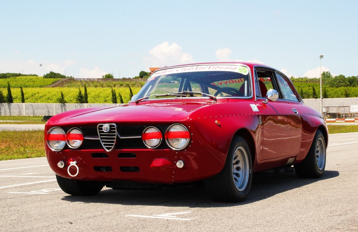 Alfa Romeo Gta 1300 Junior Wallpapers