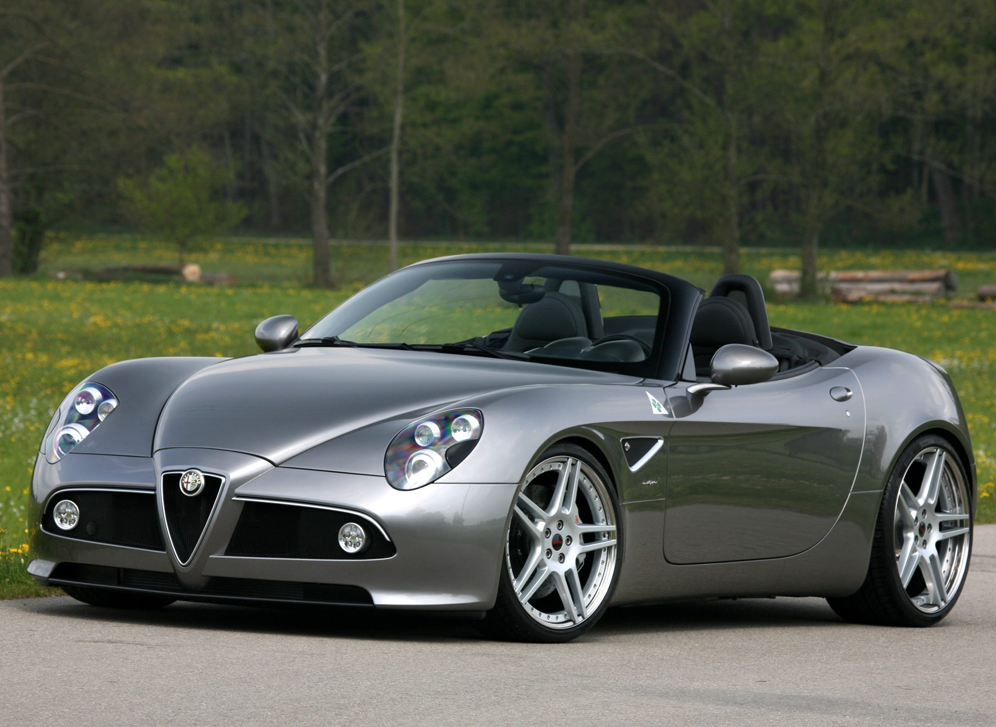 Alfa Romeo Spider Wallpapers