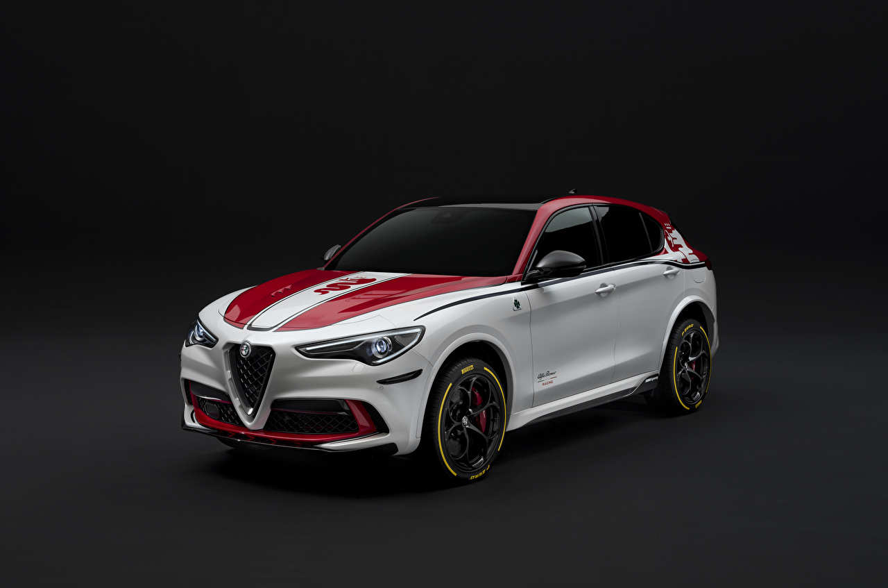 Alfa Romeo Stelvio Quadrifoglio Wallpapers