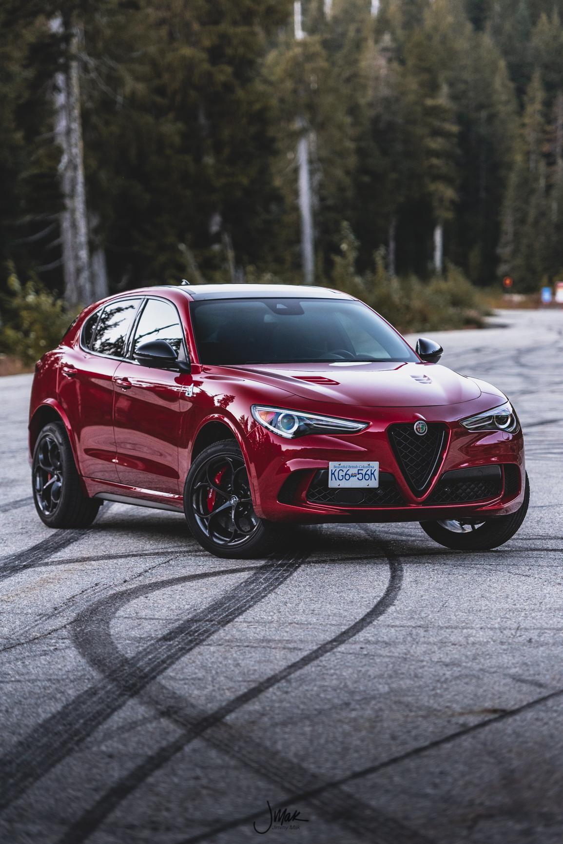 Alfa Romeo Stelvio Wallpapers