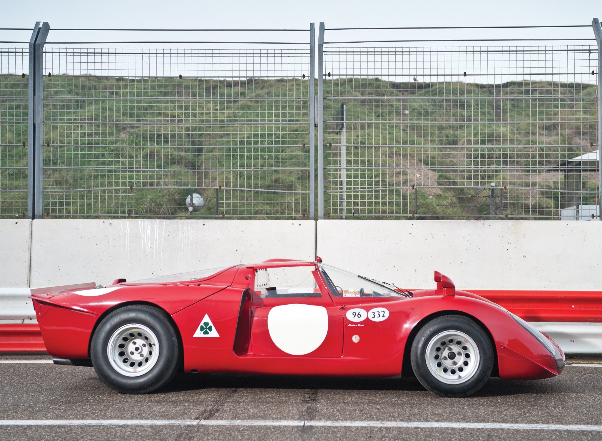 Alfa Romeo Tipo 33/2 Daytona Wallpapers