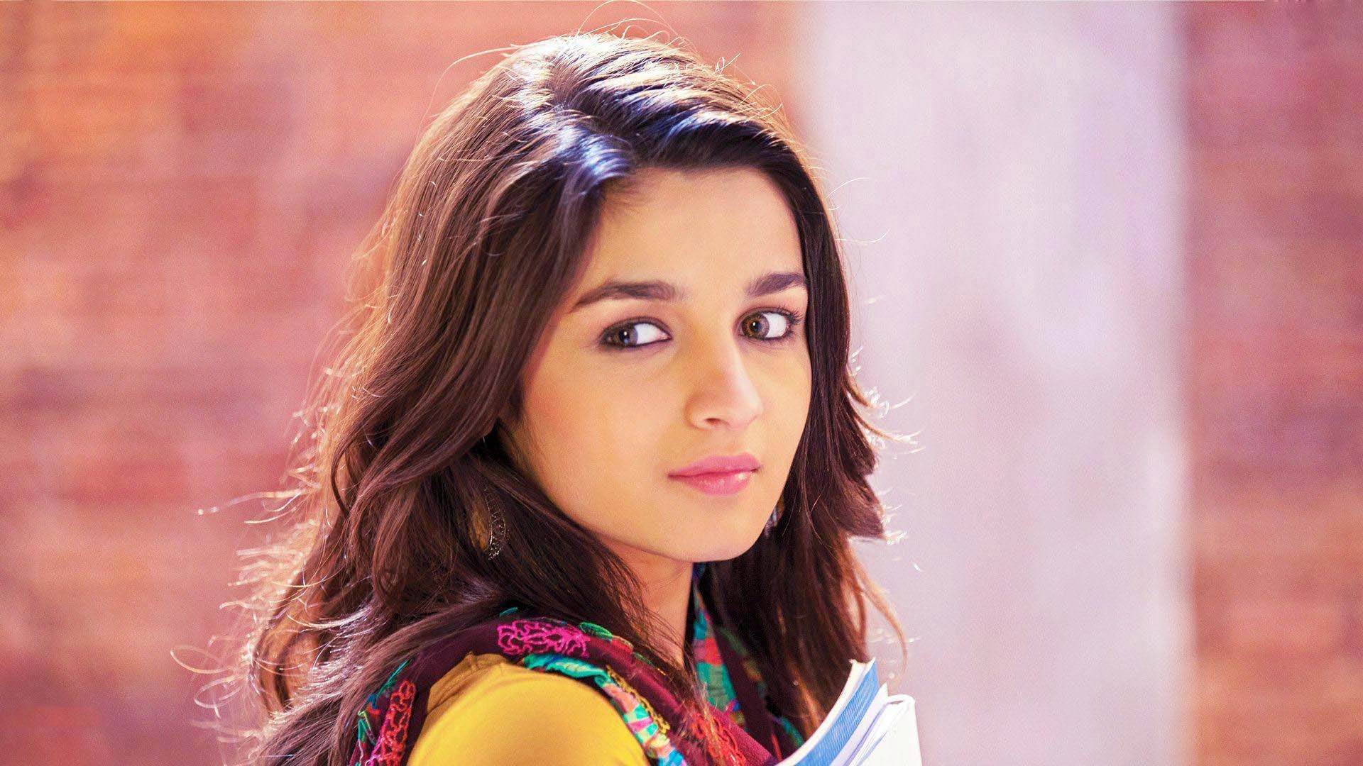 Alia Wallpapers