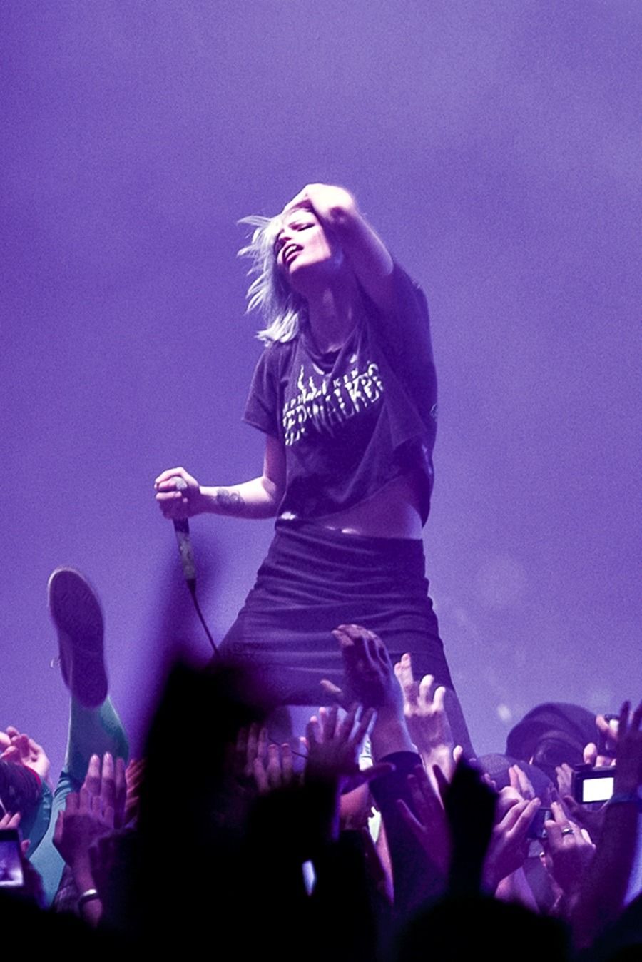 Alice Glass Wallpapers