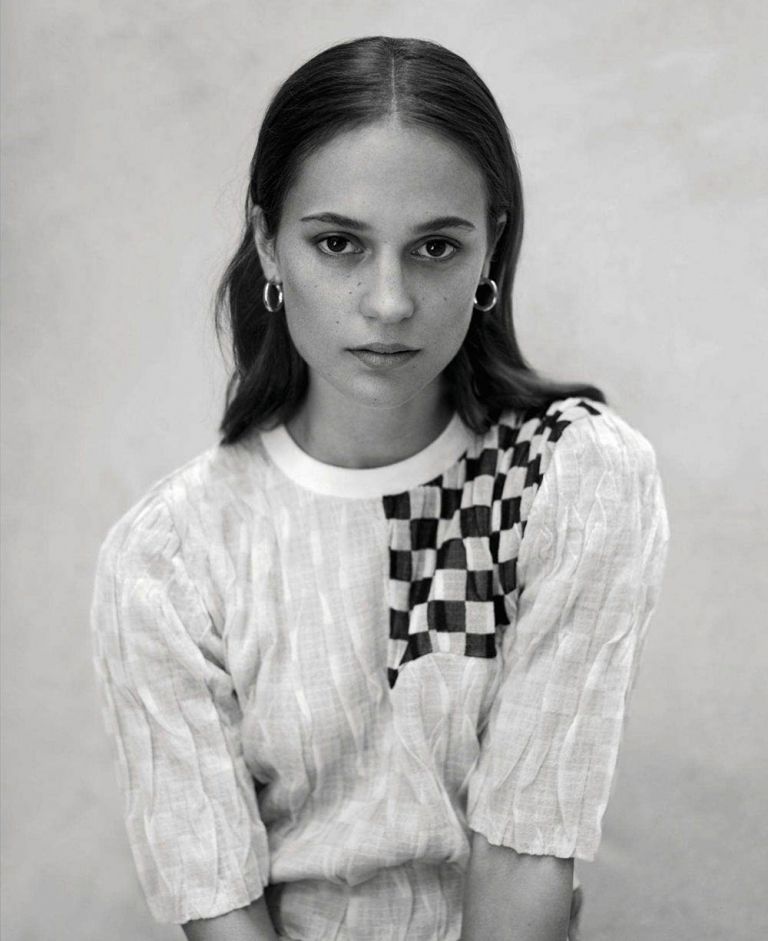 Alicia Vikander For US Marie Claire 2018 Wallpapers