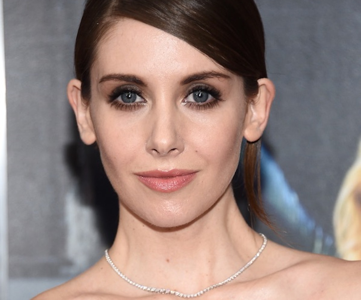 Alison Brie Blue Eyes Wallpapers