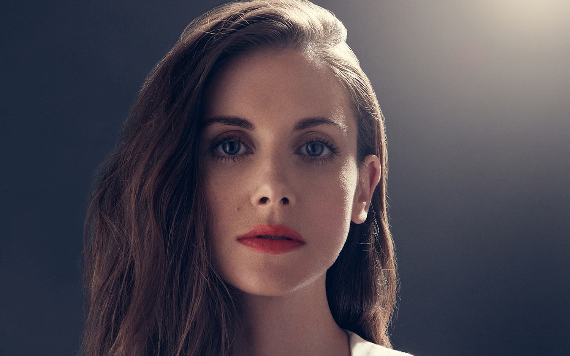 Alison Brie Blue Eyes Wallpapers