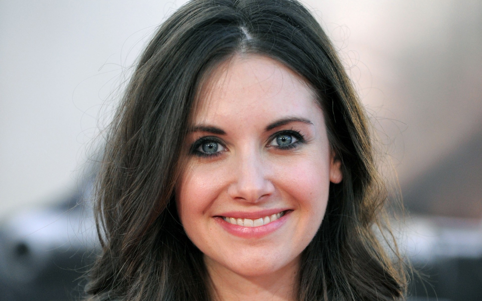 Alison Brie Blue Eyes Wallpapers