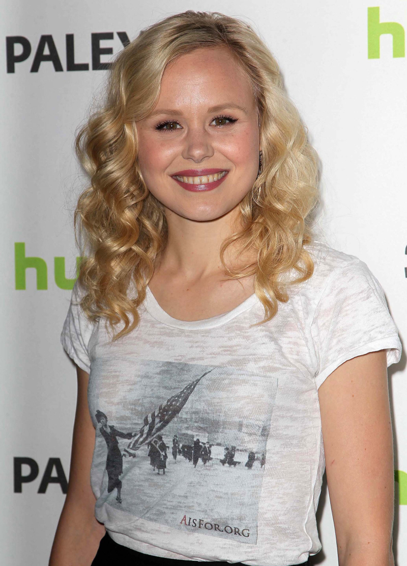 Alison Pill Wallpapers